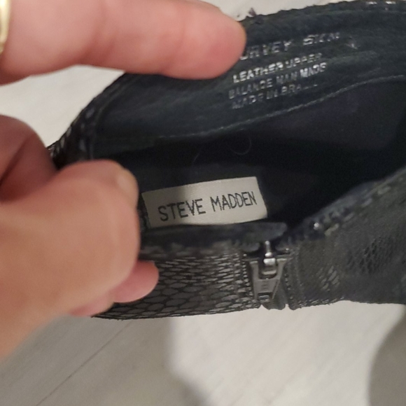 Steve Madden Booties - Picture 3 of 4